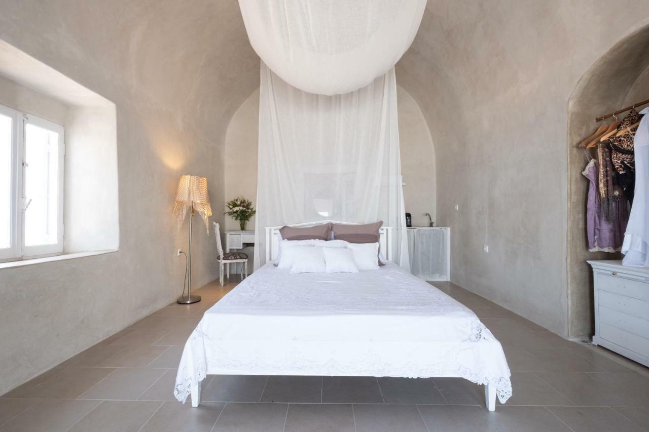 Апартаменты Deltami Santorini Пиргос Экстерьер фото